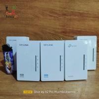 ราคา PowerLine TP-Link TL-WPA4220 AV600 AV500 AV200 TpLink WiFi Extender 300Mbps (22646910391)