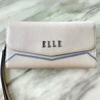 ราคา ELLE WALLET กระเป๋าสตางค์ใบยาว สีครีม มีสายคล้องมือ (มือสอง ของแท้จากช็อป) (23364696133)