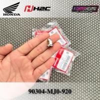 ราคา น็อตคอท่อไอเสีย Giorno125/Lead125 แท้เบิกศูนย์ 90304-MJ0-920 (42111687348)