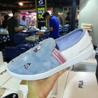 ราคา (ราคาป้าย 1,490) FILA Moomin Velvet รองเท้าลำลองเด็ก Size.K3/21cm (11701382718)