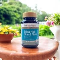 ราคา Herbs of Gold Silica Hair Skin & Nails 60 เม็ด | อาหารเสริมบำรุงผิว ผม เล็บ | วิตามินนำเข้าจากออสเตรเลีย (42601109611)