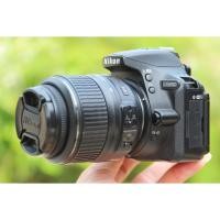 ราคา กล้อง Nikon D5600 + 18-55 VR มี wifi หน้าจอพับได้ (7835861358)