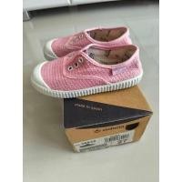 ราคา รองเท้าเด็ก Victoria (Made in Spain) แบรนด์ดังจาก Spain ออแกนิค % นุ่ม สวมง่าย มือสอง สภาพดีมากๆ พร้อมกล่อง (29401515110)