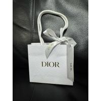 ราคา ถุงกระดาษDior ของแท้ (43407848390)