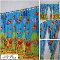ราคา ม่านประตูสายหมีพูห์ 65x200 ซม. ม่านกั้นห้องลายดอกไม้หนา (40028773429)