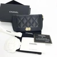 ราคา Like new Chanel boy medium wallet caviar holo22 หนังคาเวียร์ใช้งานได้ยาวๆเลยค่า สภาพดีมาก หนังสวย ขอบมุมสวย อุปกรณ์ครบ (1971282359)