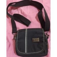ราคา TAYWIN กระเป๋าสะพายข้างใบเล็กสีดำ มือสอง (29114360473)