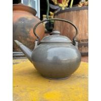 ราคา ปั้นชาอี๋ซิง Yixing teapot ผิวขัดมัน สีดำ ใบใหญ่ ป้านชาเก่า กาน้ำชาดินเผาโบราณ (40177674345)