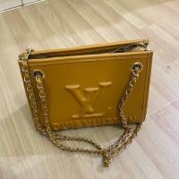 ราคา กระเป๋ามัสตาร์ด Preloved (40572855027)