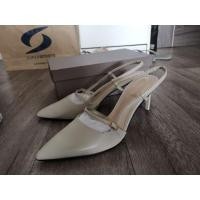 ราคา รองเท้าส้นสูง Charles & Keith (8246904802)