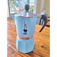 ราคา Moka pot "Bialetti" รุ่น Rainbow ขนาด 3 Cups ((มือสอง)) (27420735544)