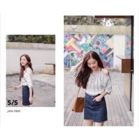 ราคา เสื้อเว้าไหล่ สีขาวลายจุด (1651478797)