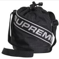 ราคา SUPREME 3D LOGO SMALL BAG FW23 (22359498796)