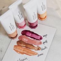 ราคา Glossier (926400957)