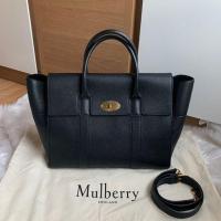 ราคา Very new Mulberry bayswater small with strap ปี18 สีฮิต คลาสสิคตลอดกาล หนังเกรน สภาพดีมากค่ะ หนังแข็ง (2323811020)