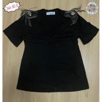 ราคา เสื้อยืดคอวี มือสอง ราคา 60 บาท (22843796811)