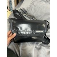 ราคา กระเป๋า freitag hawaii five-o สีดำ มือ2 (26342543917)