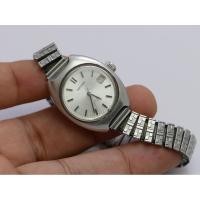 ราคา นาฬิกา Vintage มือสองญี่ปุ่น Seiko 2202 0100 Silver Dial ผู้หญิง ทรงกลม ระบบ Automatic ขนาด25mm (24231566597)