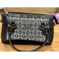 ราคา กระเป๋าแบรนด์ Pierre Cardin แท้ % สภาพ 99% (28905258162)