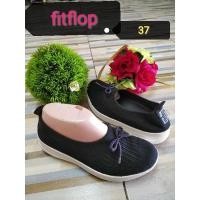 ราคา ส่งฟรีรองเท้า Fitflop มือสองไซด์ 37 ชน Shop (12106244023)