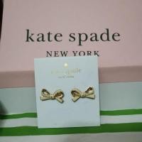ราคา ต่างหู Kate Spadeแท้ โบว์สีขาว (23215783191)
