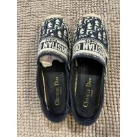 ราคา รองเท้าคัทชูมือสองของแท้ (52356100592)