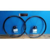 ราคา ล้อมาใหม่... Zonda disc​ brake / Rim ล้อเสือหมอบ​ดิส​เบรค​ ยี่ห้อ campagnolo​ (2388567553)