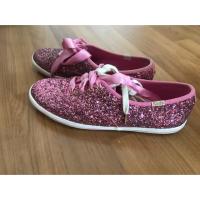 ราคา รองเท้า keds กลิตเตอร์ ไซส์ 6.5 /37 ไม่ได้ใส่ เล็กไป ขอส่งต่อ ดูรูปเพิ่มได้ (2061272774)