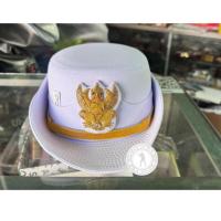 ราคา หมวกหม้อตาลข้าราชการ งานตัดมือคุณภาพดี!! หมวกหม้อตาลชุดปกติขาว หน้าครุฑ (29923966474)