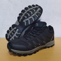 ราคา รองเท้าเดินป่า SLAZENGER 44 (46755638437)