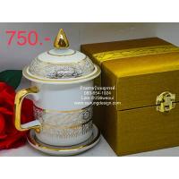 ราคา ถูกที่สุด ชุดแก้ว ชา กาแฟ เบญจรงค์ กล่องผ้าไหม เนื้อเซรามิก ลาย ดอกไม้ ขอบทอง ของขวัญ วันเกิด เกษียณ ของที่ระลึกไทยสวย (12210266387)