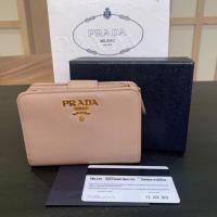 ราคา CO220603928] Prada / Bi-fold Compact Short Walle (17373712212)