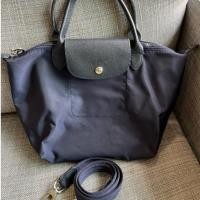 ราคา มือ2✌️สภาพตามวีดีโอ ✅กระเป๋า longchamp NEO ไซส์S สี Navy ของแม่ค้าเองค่า (25500997108)