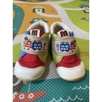ราคา รองเท้าเด็ก Miki house มือสอง ไซส์ 15 cm (11767860991)