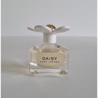 ราคา น้ำหอม Marc Jacobs DAISY EDT 4ml มือสอง (27409159344)