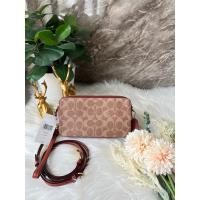 ราคา 2024 หายาก Coach Kira Crossbody In Signature Canvas ครอส 2 ซิป 3 ช่อง (28620185394)