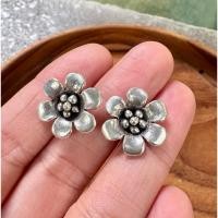 ราคา ต่างหูเงินแท้ลายดอกไม้แบบก้านเสียบ (24037004840)