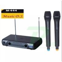 ราคา Music D.J ไมค์โครโฟน ไมค์ไร้สาย ไมค์ลอย VHF รุ่น M-444 ไมค์ลอยคู่ ส่งฟรี เก็บเงินปลายทางได้ (2162701611)