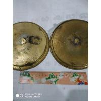 ราคา จานทองเหลืองโรงเรียนเก่าดั้งเดิมสองแผ่น (27165264793)