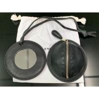 ราคา RARE Balenciaga black boobie & Mirror แท้ 100% (2292515991)