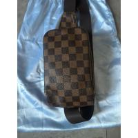 ราคา กระเป๋า Louis Vuitton Geronimos Damier 2 ซิป (43865591422)