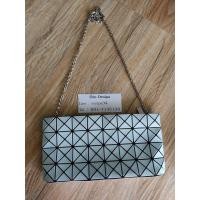 ราคา BaoBao 4*8 Prism Frost Cluth Ligth Blue มือสองของแท้ (6664869569)