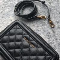 ราคา Charles Keith Quilted Long Wallet (26156646383)