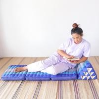ราคา หมอนสามเหลี่ยมขิด สีน้ำเงินลายไทย หมอนอิงพร้อมเบาะนอน 10 ช่อง 3 พับ THAI TRIANGLE PILLOW (3-FOLD) (25983180096)