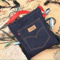 ราคา กระเป๋ายีนส์วินเทจ สายแดงปรับสายได้ รุ่นP01 (2616973956)