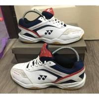 ราคา รองเท้ามือสอง ยี่ห้อ YONEX (5110934518)