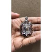 ราคา พญาเต่าเรือนหลวงพ่อหลิว รุ่นเปิดโลก เนื้อเงิน วัดไร่แตงทอง จ.นครปฐม กว้าง 2 ซม.สูง 4 ซม.(รวมกรอบสแตนเลส)โชคลาภ เสริมดวง (29985807065)