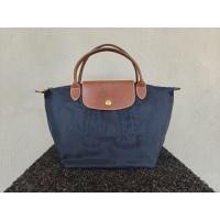 ราคา กระเป๋า Longchamp 9" มือสอง ของแท้ 100% (43954445533)