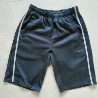 ราคา Nike กางเกงวอร์มขาสั้น มือสองของแท้สภาพดี ขนาดLชาย (29070080265)