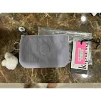 ราคา กระเป๋าสตางค์ Kipling รุ่น CREATIVITY S สี TENDER GREY (26507020706)